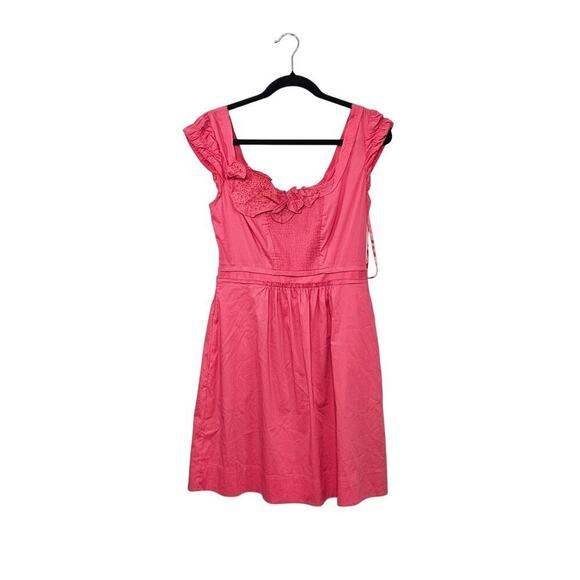 BCBGMaxAzria Dresses & Skirts - BCBG Maxazria Pink Coral Mini Dress Size Medium Applique Cotton Blend Stretch